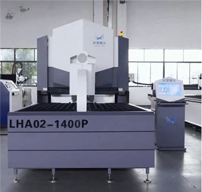 Visoko fleksibilni CNC laserski stroj za savijanje metalnih limova